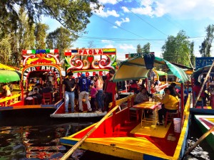 XOCHIMILCO ROLLING VIBES