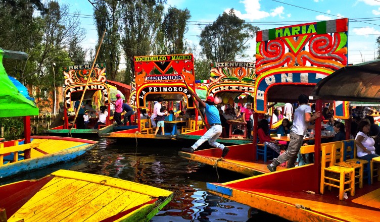 XOCHIMILCO ROLLING VIBES