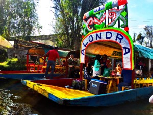 XOCHIMILCO ROLLING VIBES