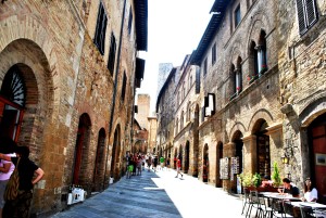 SAN GIMIGNANO ROLLING VIBES