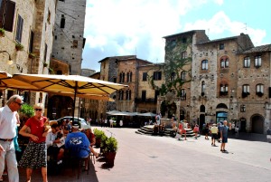 SAN GIMIGNANO ROLLING VIBES